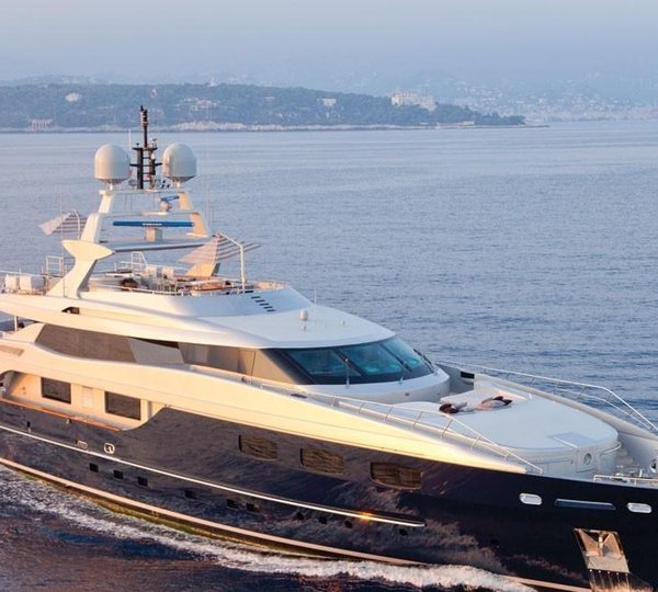 Yacht SOFIA 3 , Baglietto | CHARTERWORLD Luxury Superyacht Charters